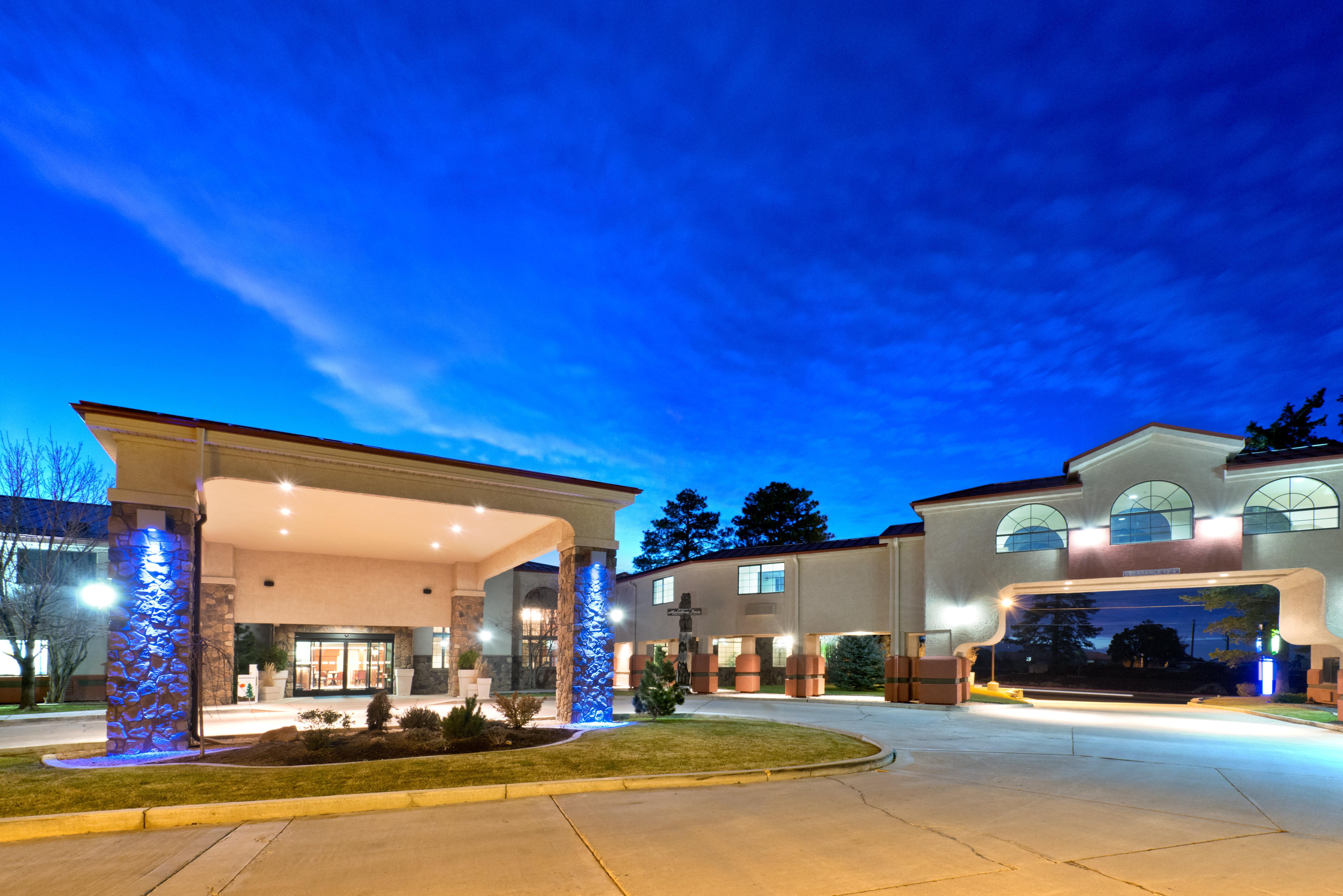 Holiday Inn Express Show Low By Ihg Екстер'єр фото