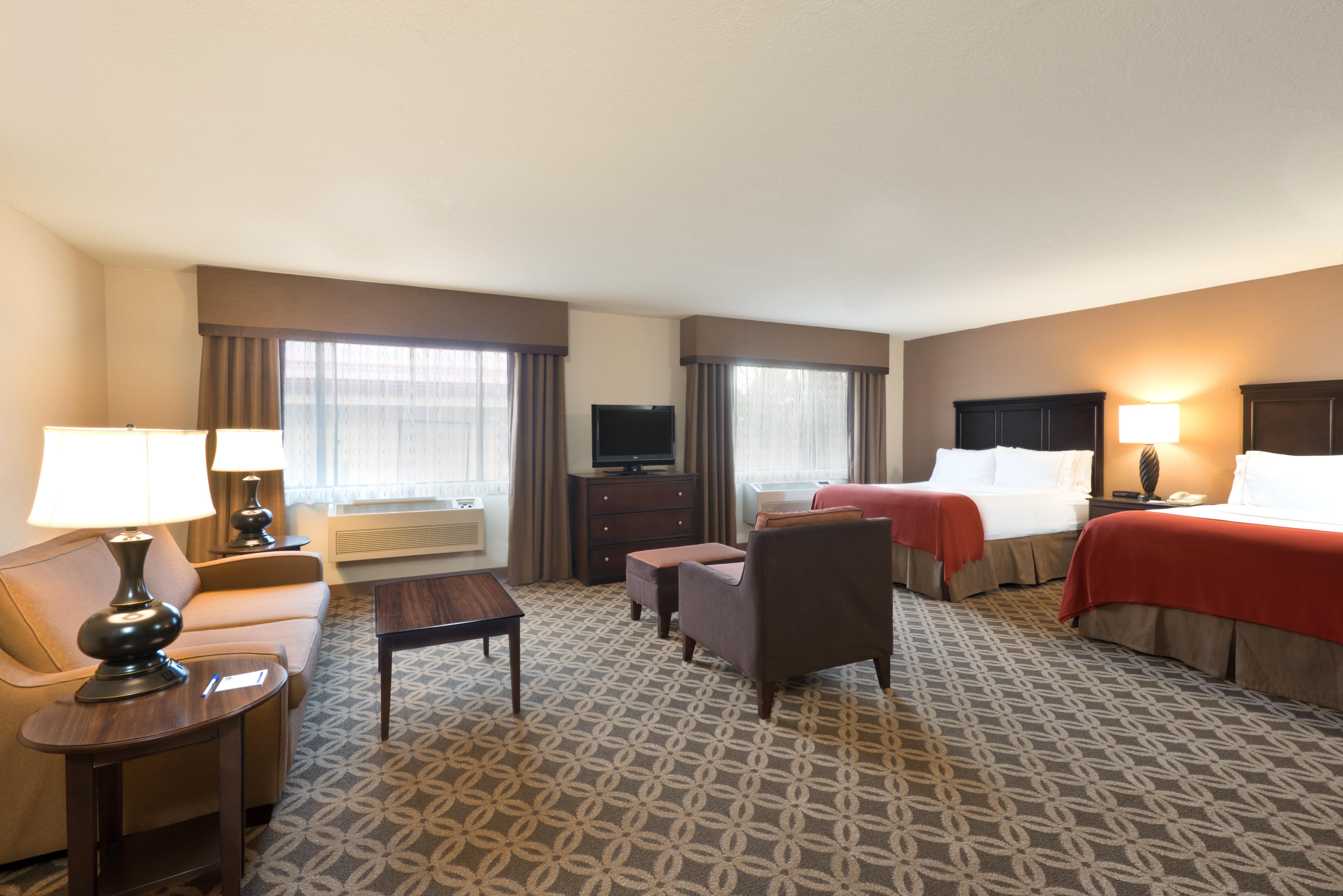 Holiday Inn Express Show Low By Ihg Екстер'єр фото