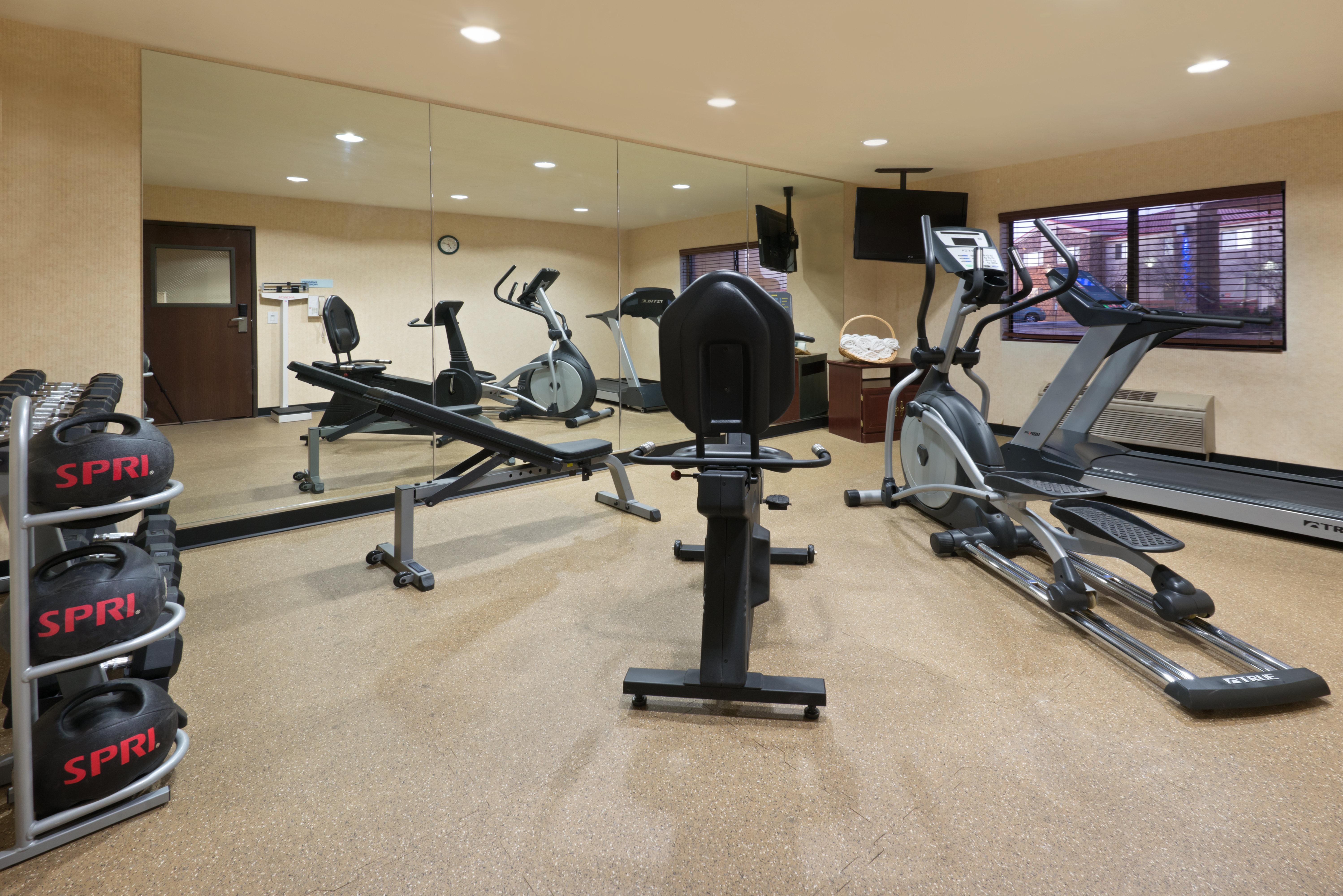 Holiday Inn Express Show Low By Ihg Екстер'єр фото