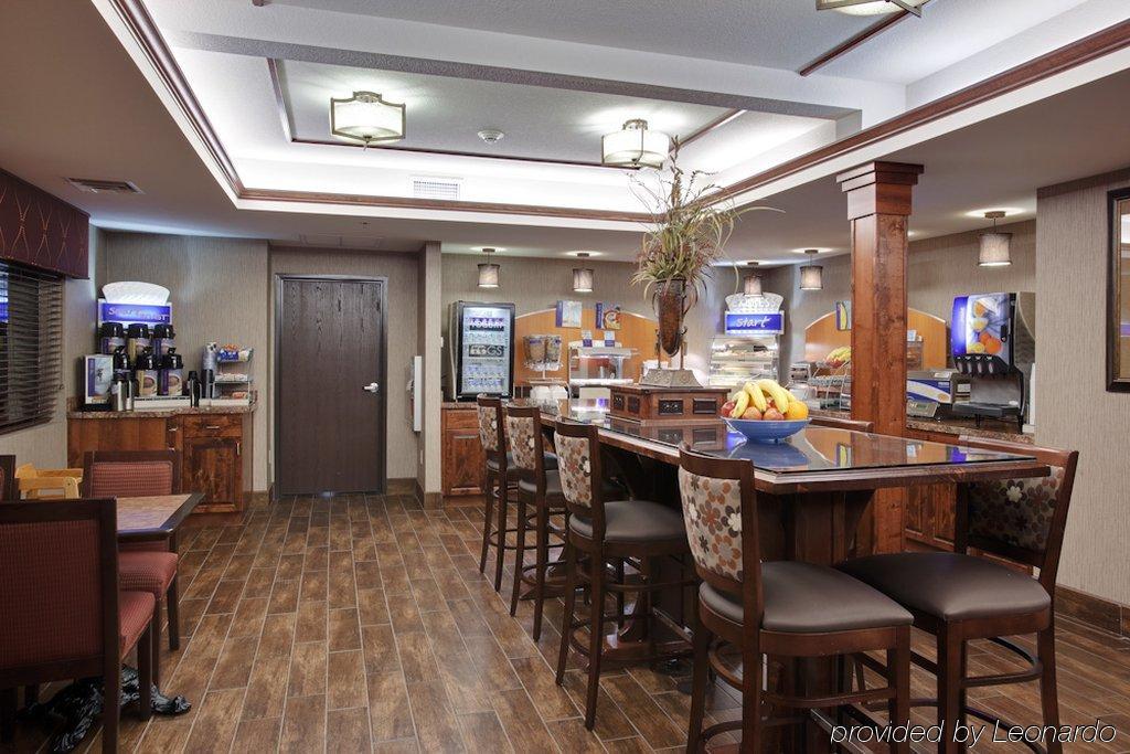 Holiday Inn Express Show Low By Ihg Екстер'єр фото